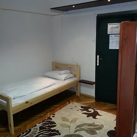 Walking Bed 旅馆