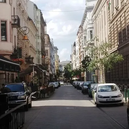 Vandrerhjem Walking Bed Budapest